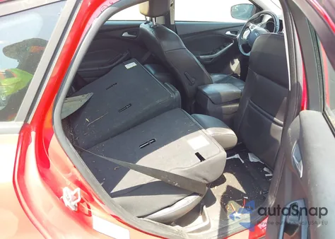 2014 Ford Focus Se z USA, uszkodzony, nr VIN 1FADP3K22EL151267